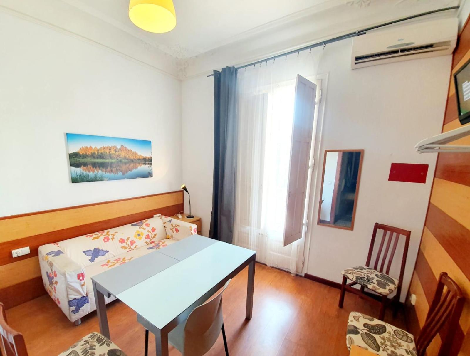 Apartamento Urgell Apartment Barcelona Luaran gambar